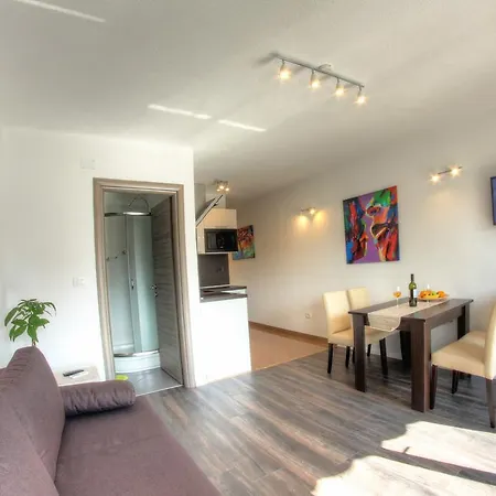 Nebuloza Apartment
